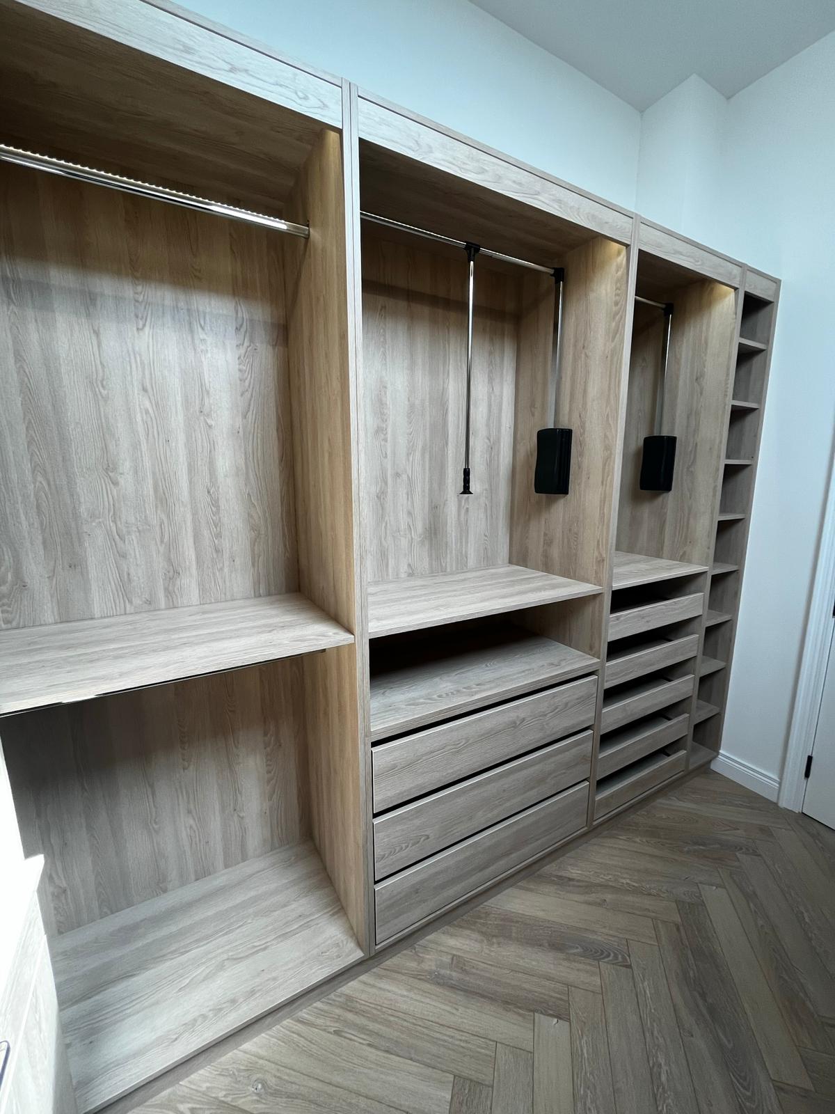 Storage Unit Fitting In Derry/Londonderry